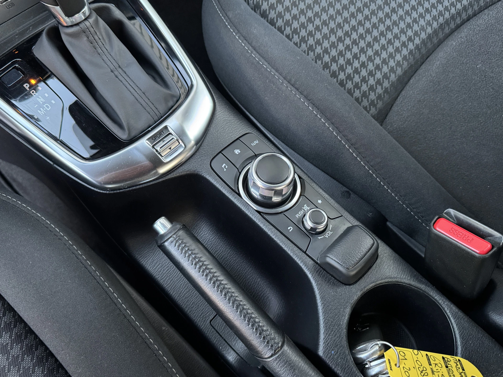 Hoofdafbeelding Mazda 2