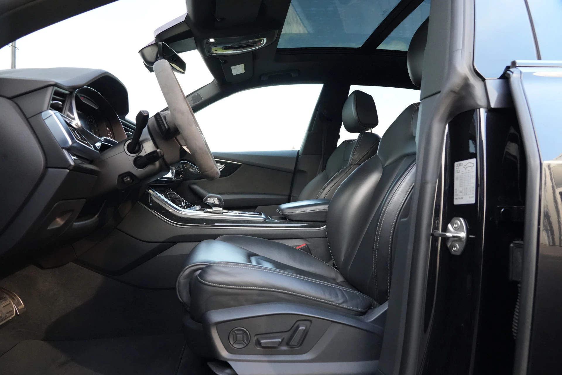 Hoofdafbeelding Audi Q8