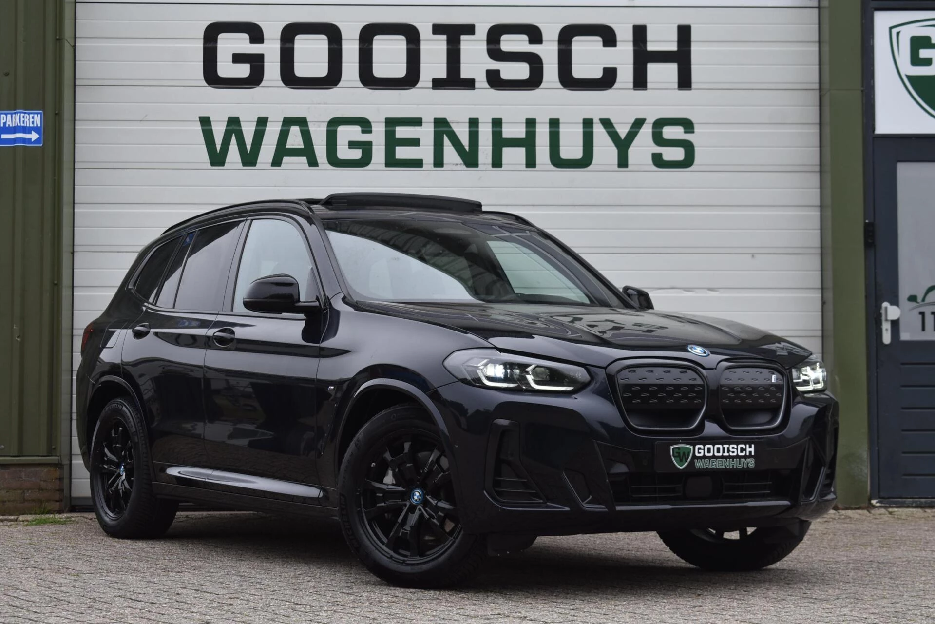 Hoofdafbeelding BMW iX3