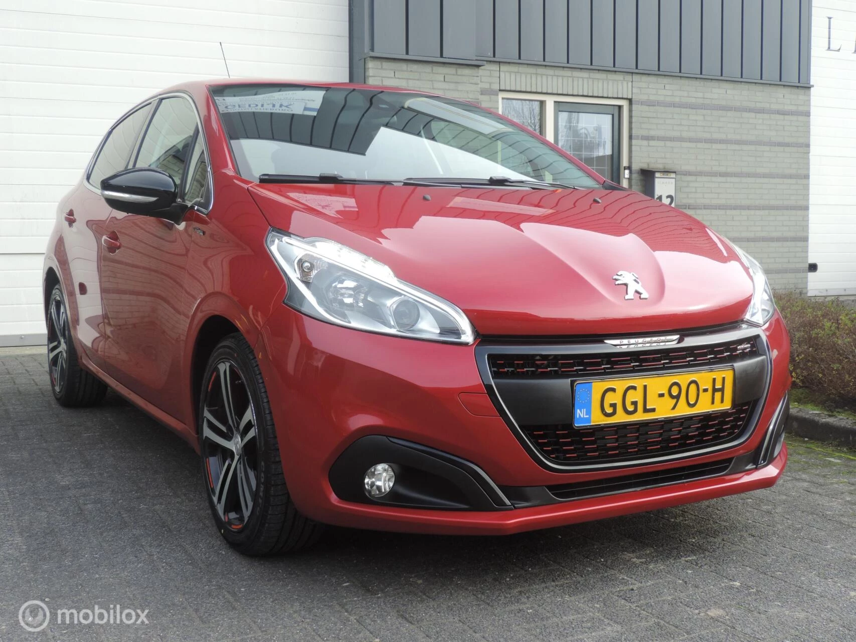 Hoofdafbeelding Peugeot 208