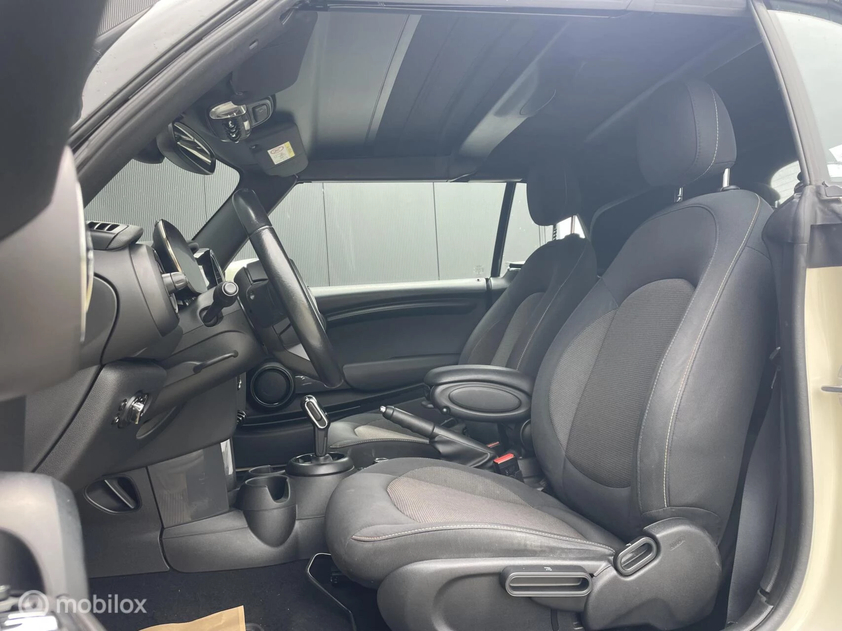Hoofdafbeelding MINI Cooper Cabrio