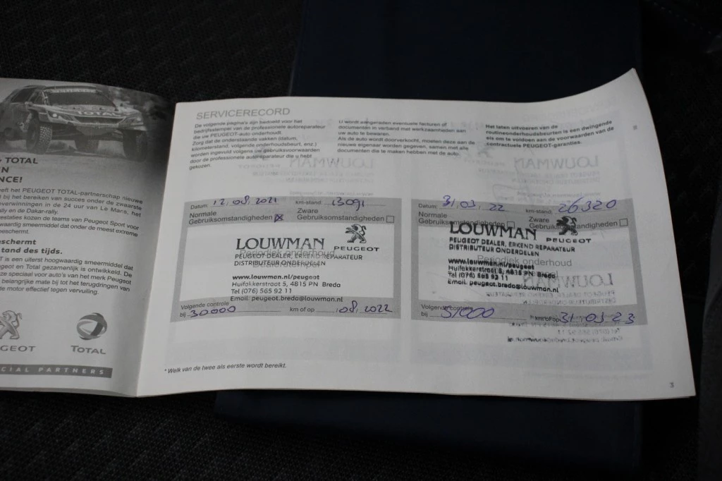 Hoofdafbeelding Peugeot e-2008