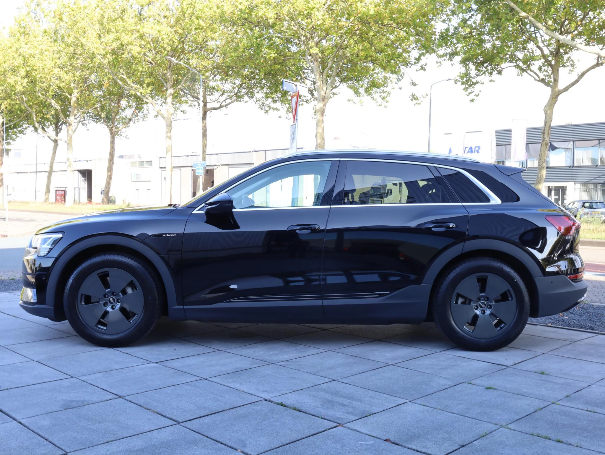 Hoofdafbeelding Audi e-tron