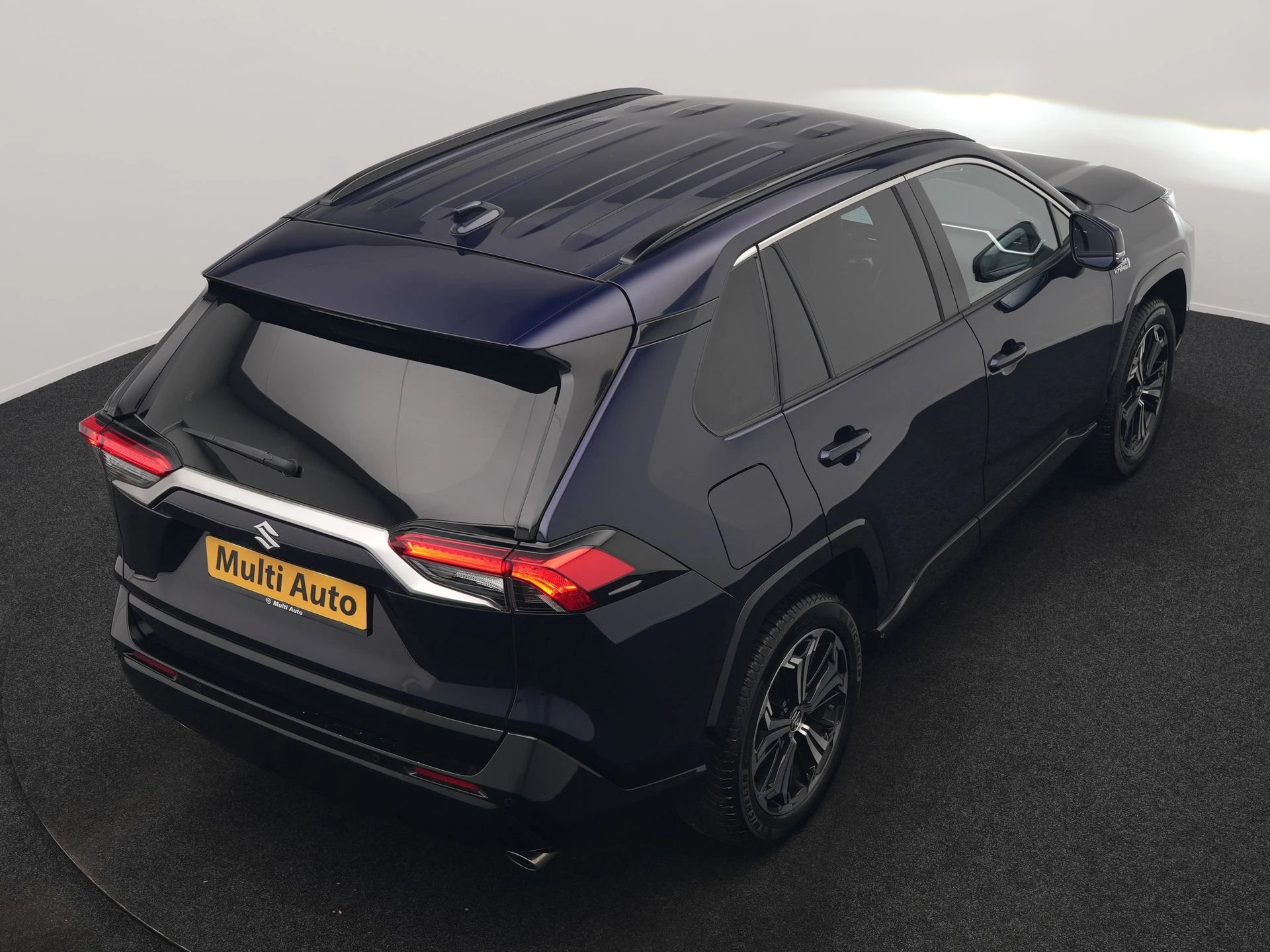 Hoofdafbeelding Suzuki Across