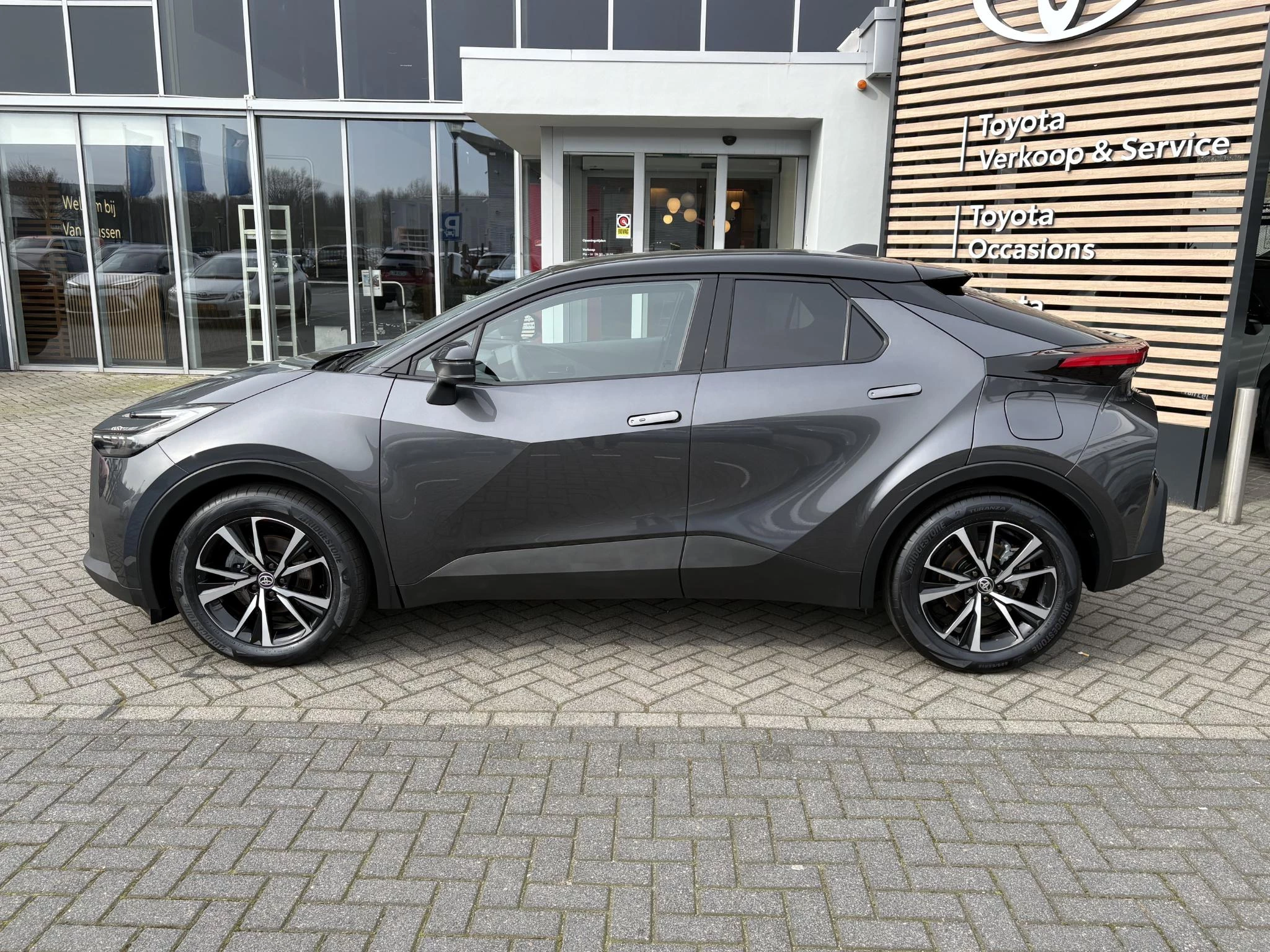 Hoofdafbeelding Toyota C-HR