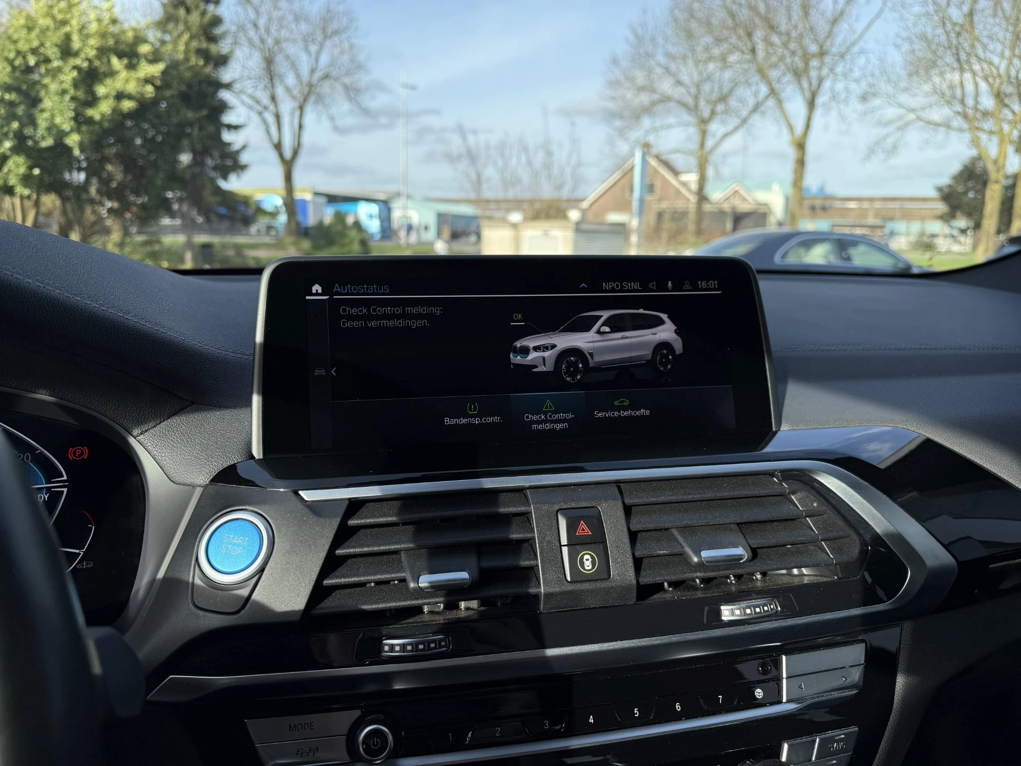 Hoofdafbeelding BMW iX3