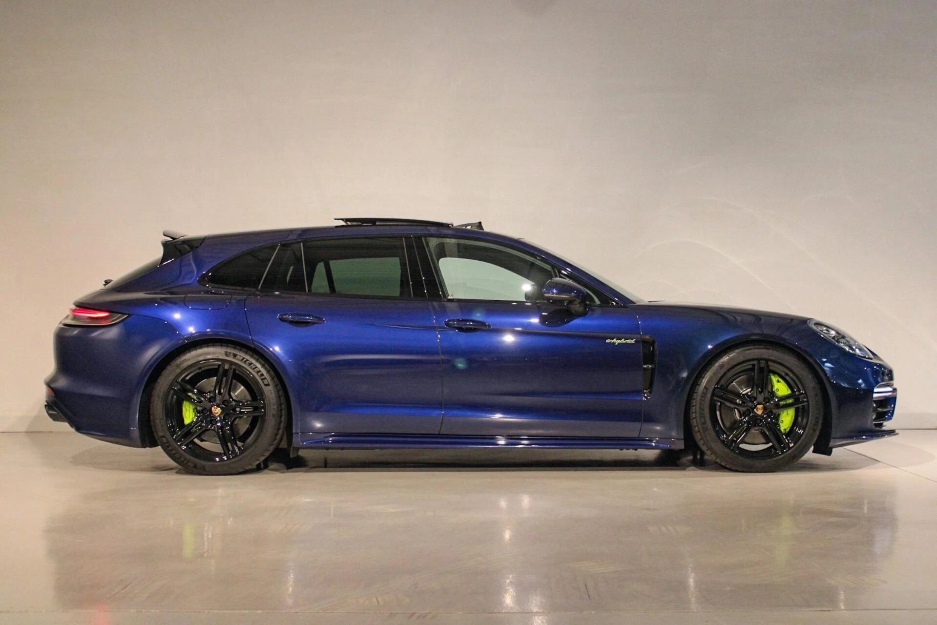 Hoofdafbeelding Porsche Panamera
