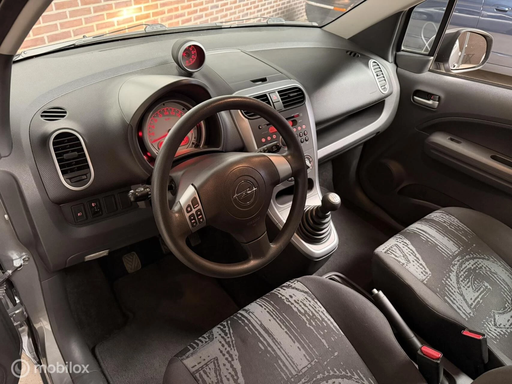 Hoofdafbeelding Opel Agila