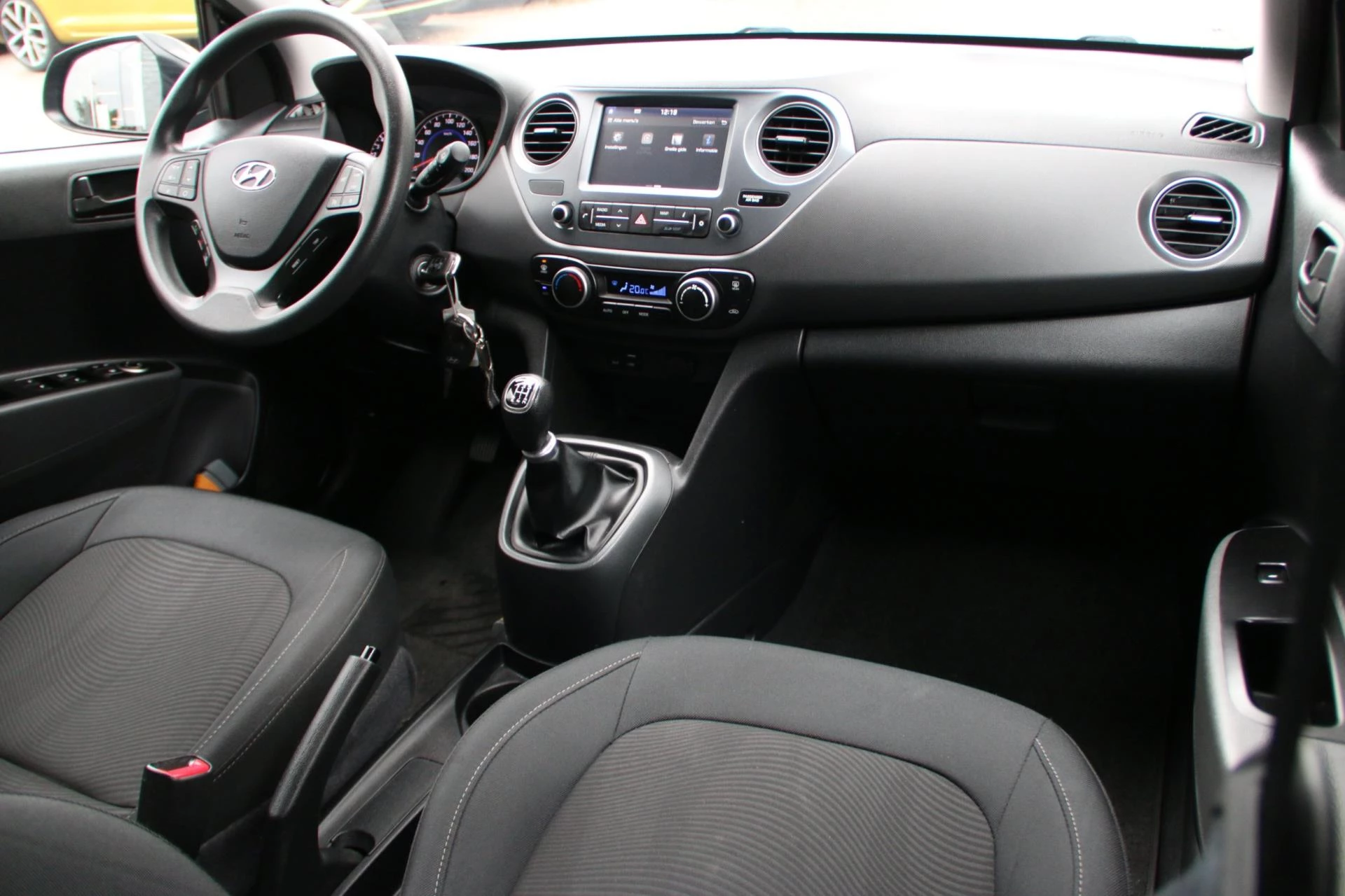 Hoofdafbeelding Hyundai i10
