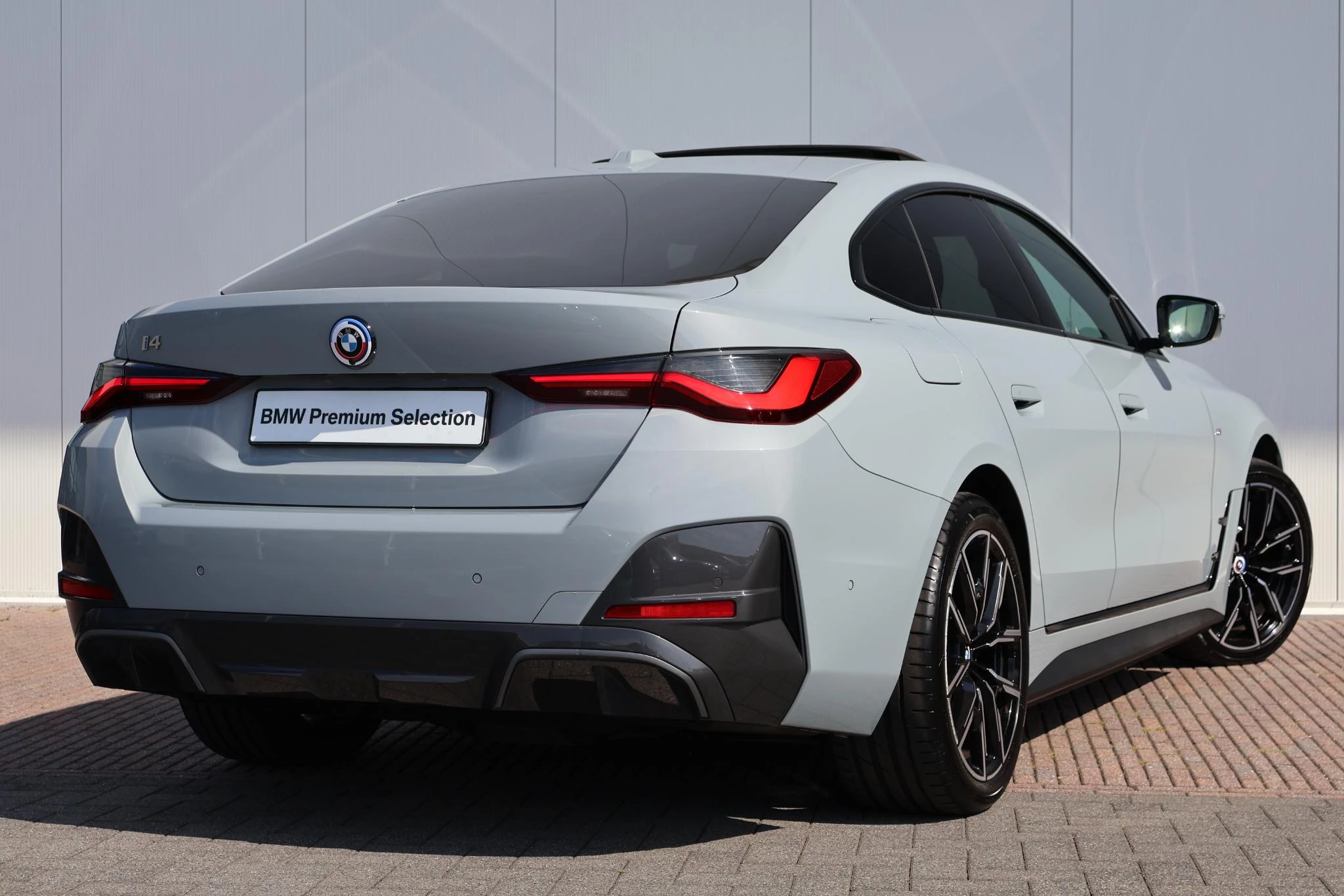 Hoofdafbeelding BMW i4