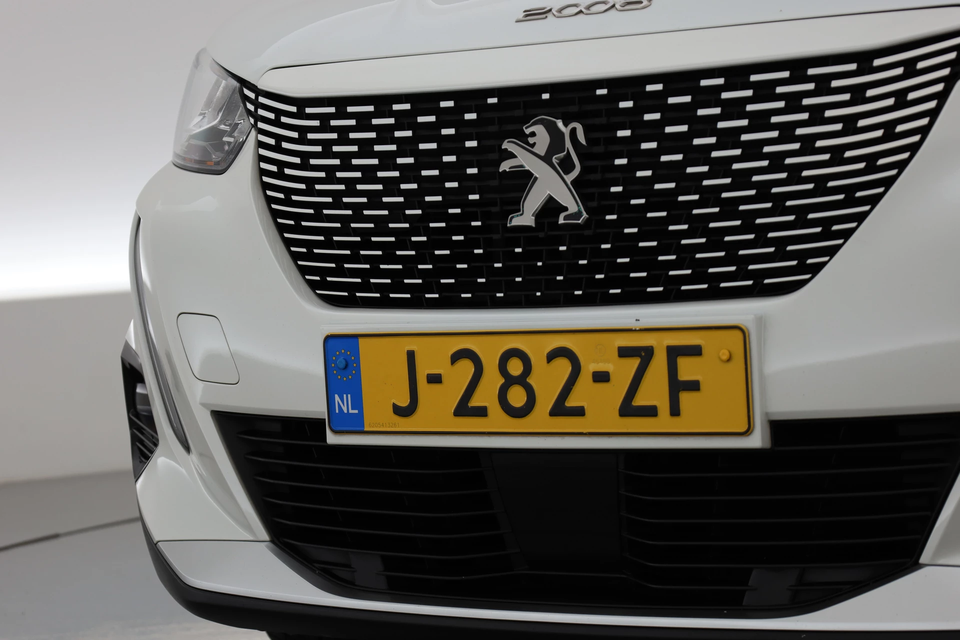 Hoofdafbeelding Peugeot e-2008