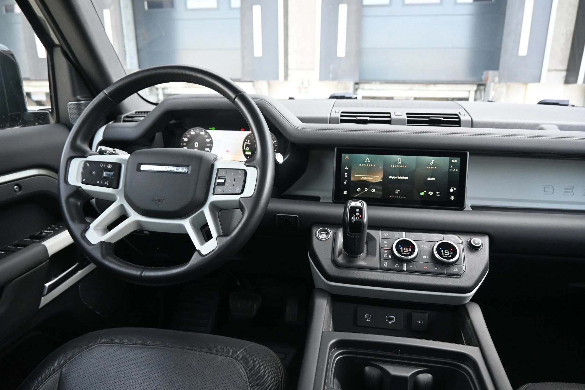 Hoofdafbeelding Land Rover Defender