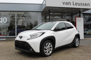Toyota Aygo X FIRST STOELVERW. LM-VELGEN CLIMA APPLE/ANDROID CAMERA DAB BLUETOOTH