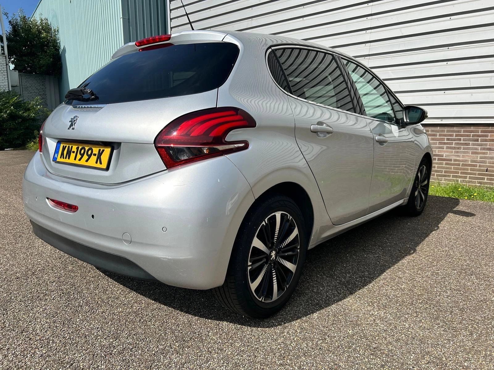 Hoofdafbeelding Peugeot 208