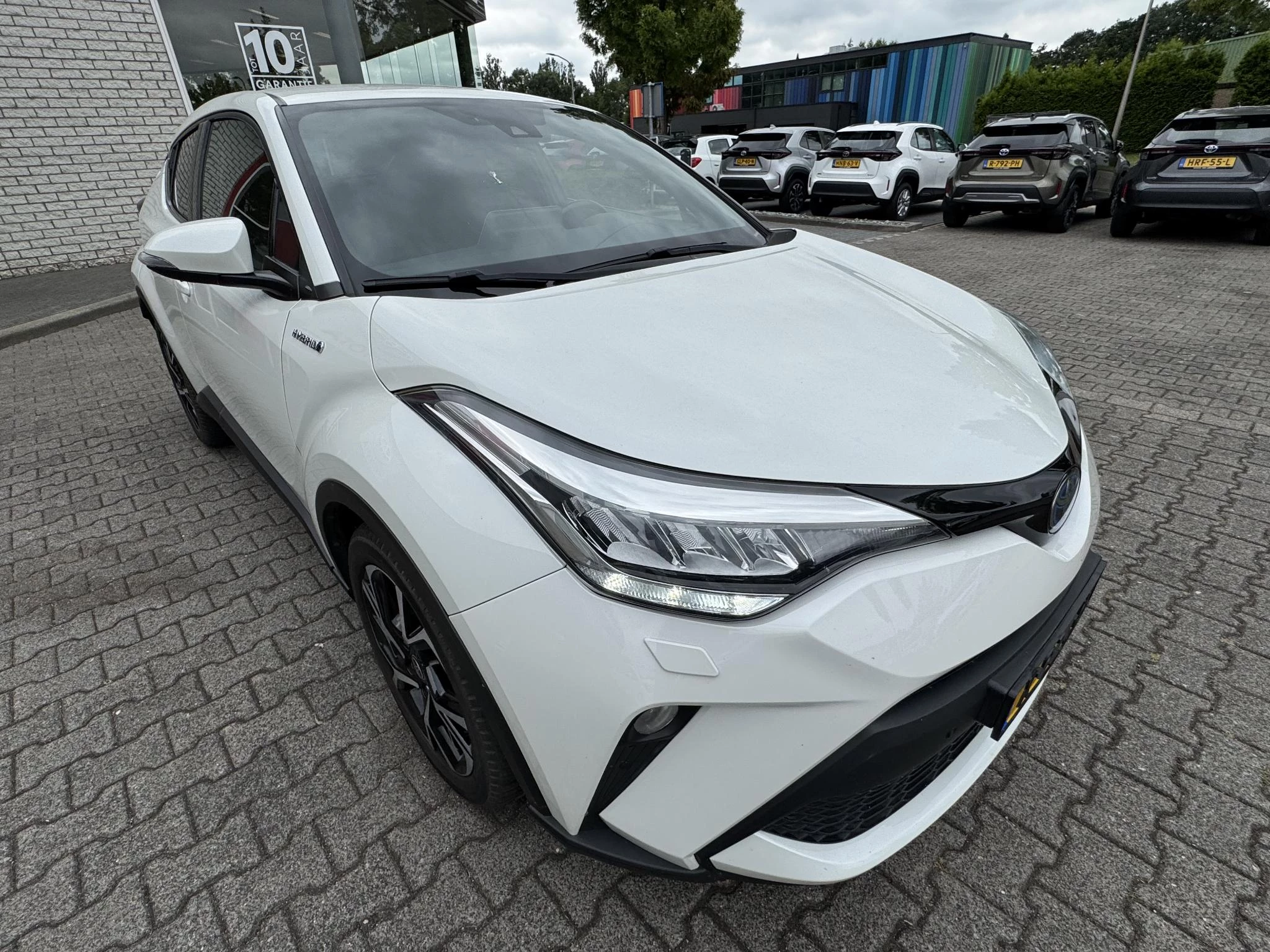 Hoofdafbeelding Toyota C-HR