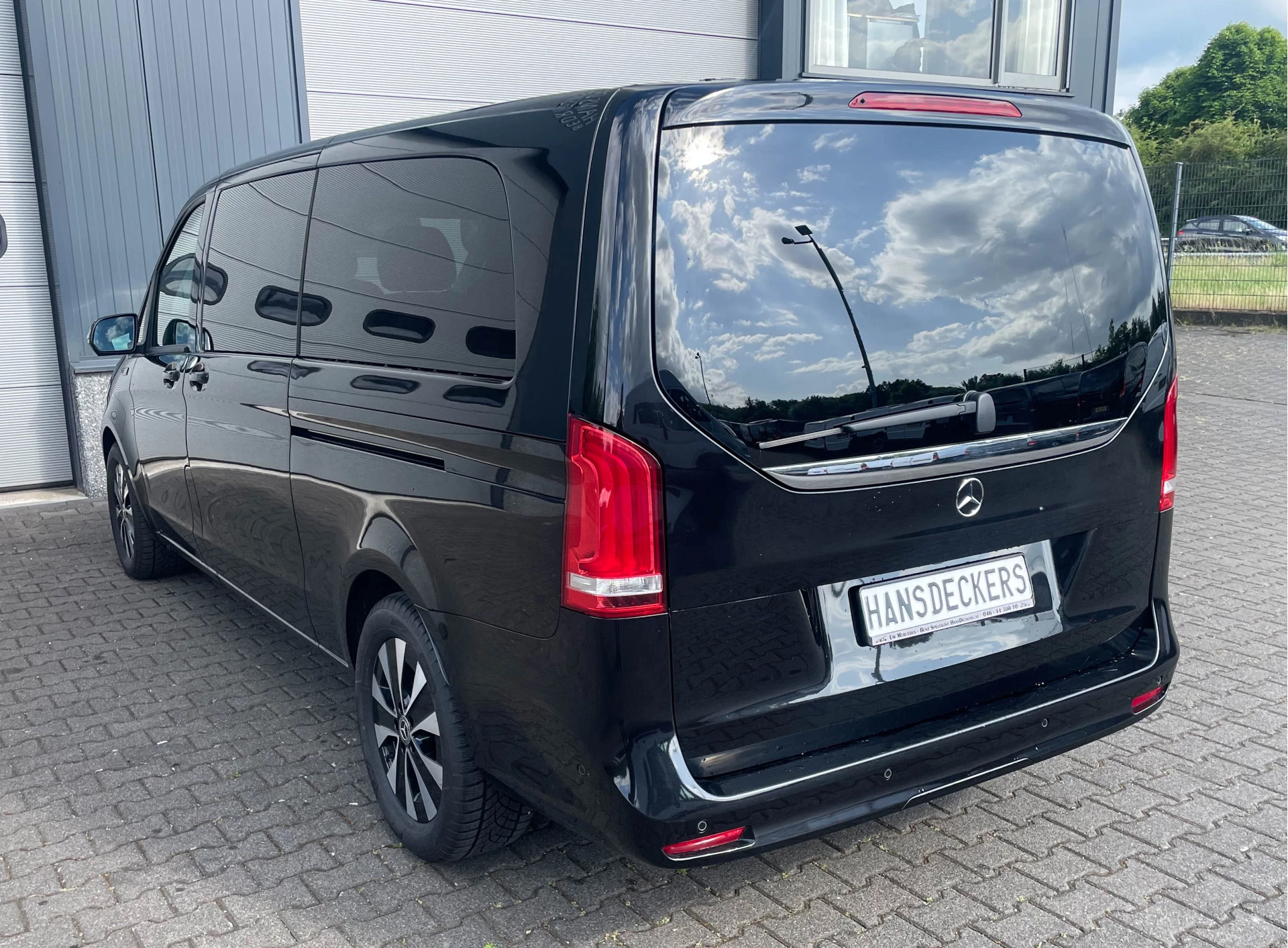 Hoofdafbeelding Mercedes-Benz EQV