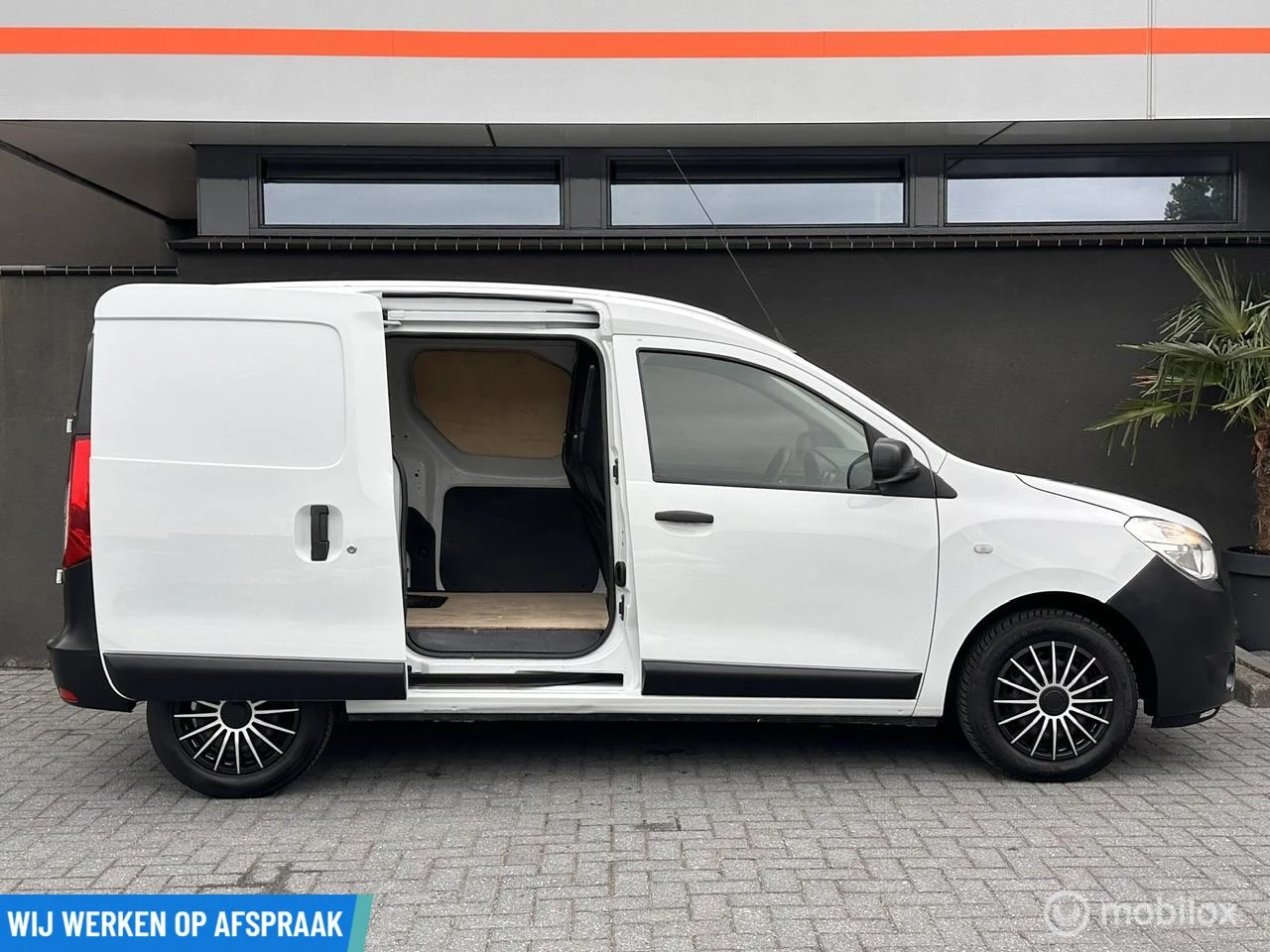 Hoofdafbeelding Dacia Dokker