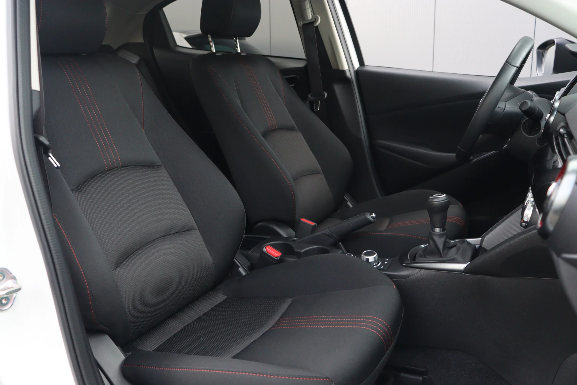 Hoofdafbeelding Mazda 2