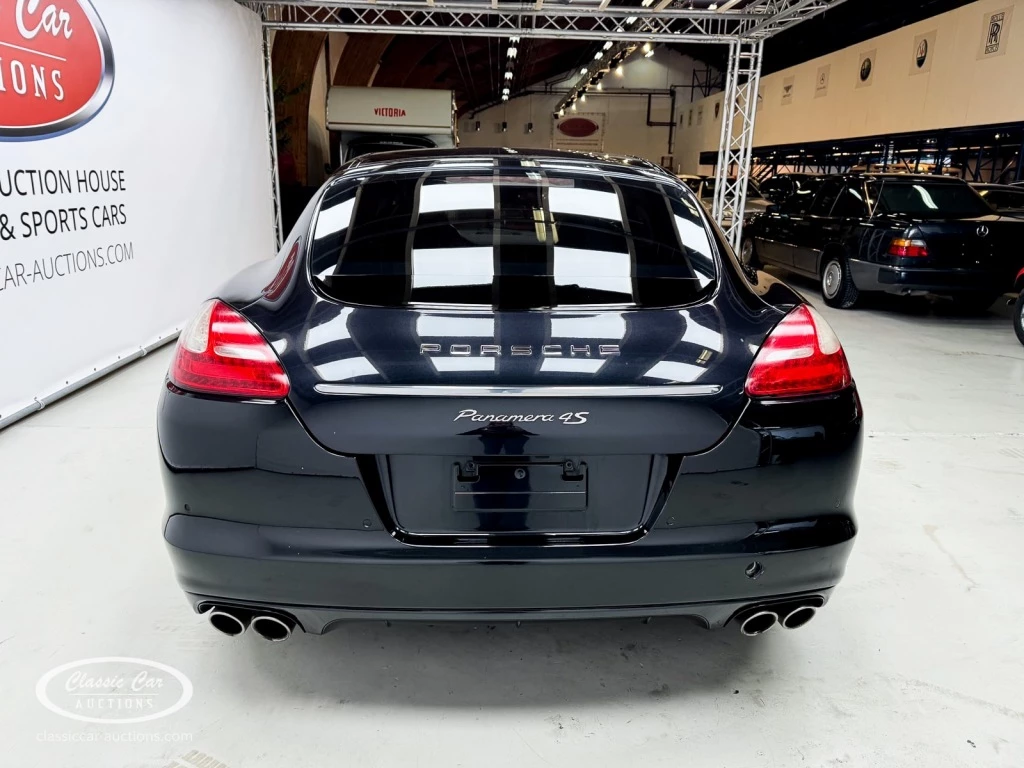 Hoofdafbeelding Porsche Panamera