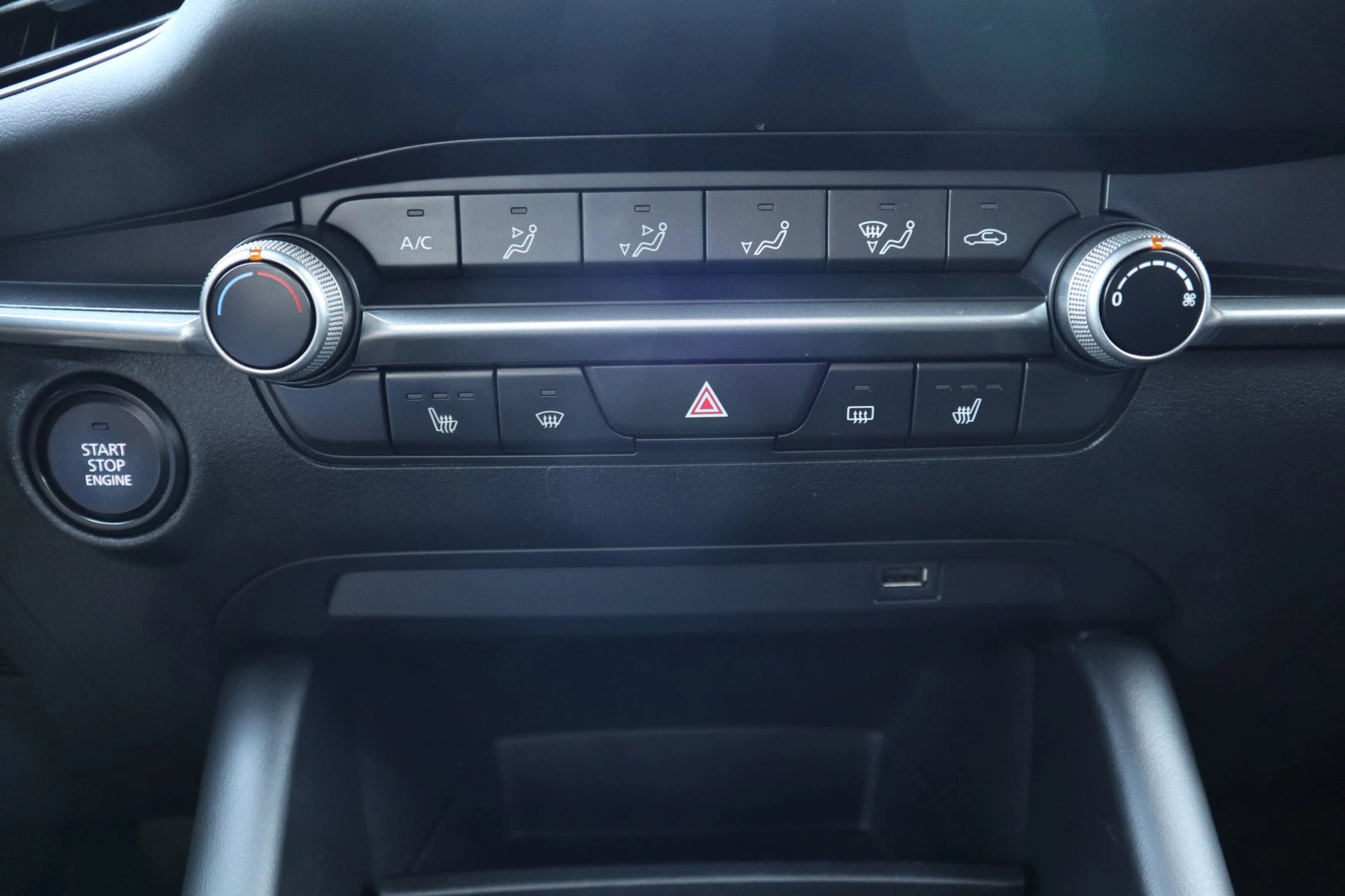 Hoofdafbeelding Mazda 3