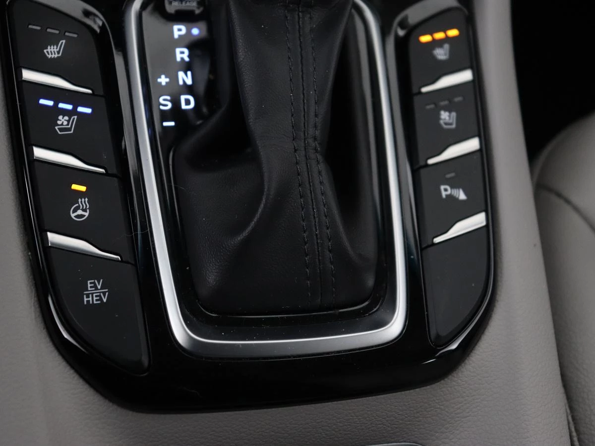 Hoofdafbeelding Hyundai IONIQ