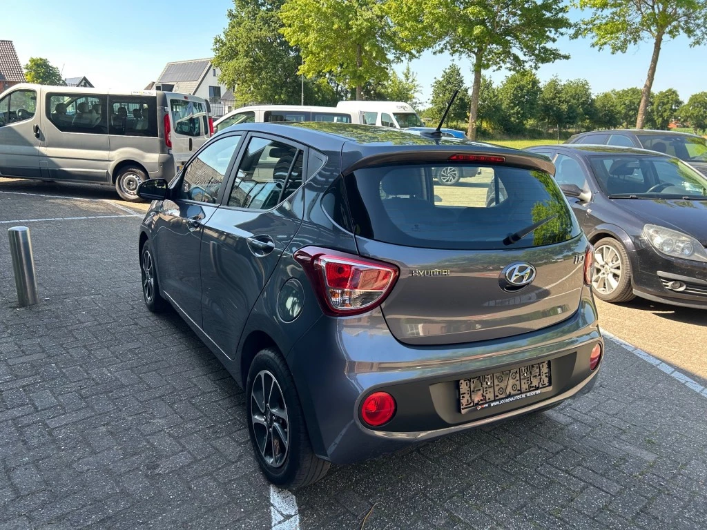 Hoofdafbeelding Hyundai i10