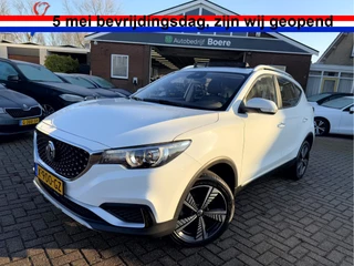 MG ZS-EV Luxury Panoramadak, Camera, Leer