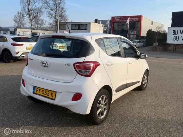 Hoofdafbeelding Hyundai i10