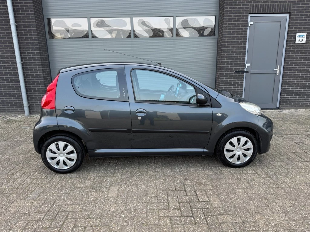 Hoofdafbeelding Peugeot 107