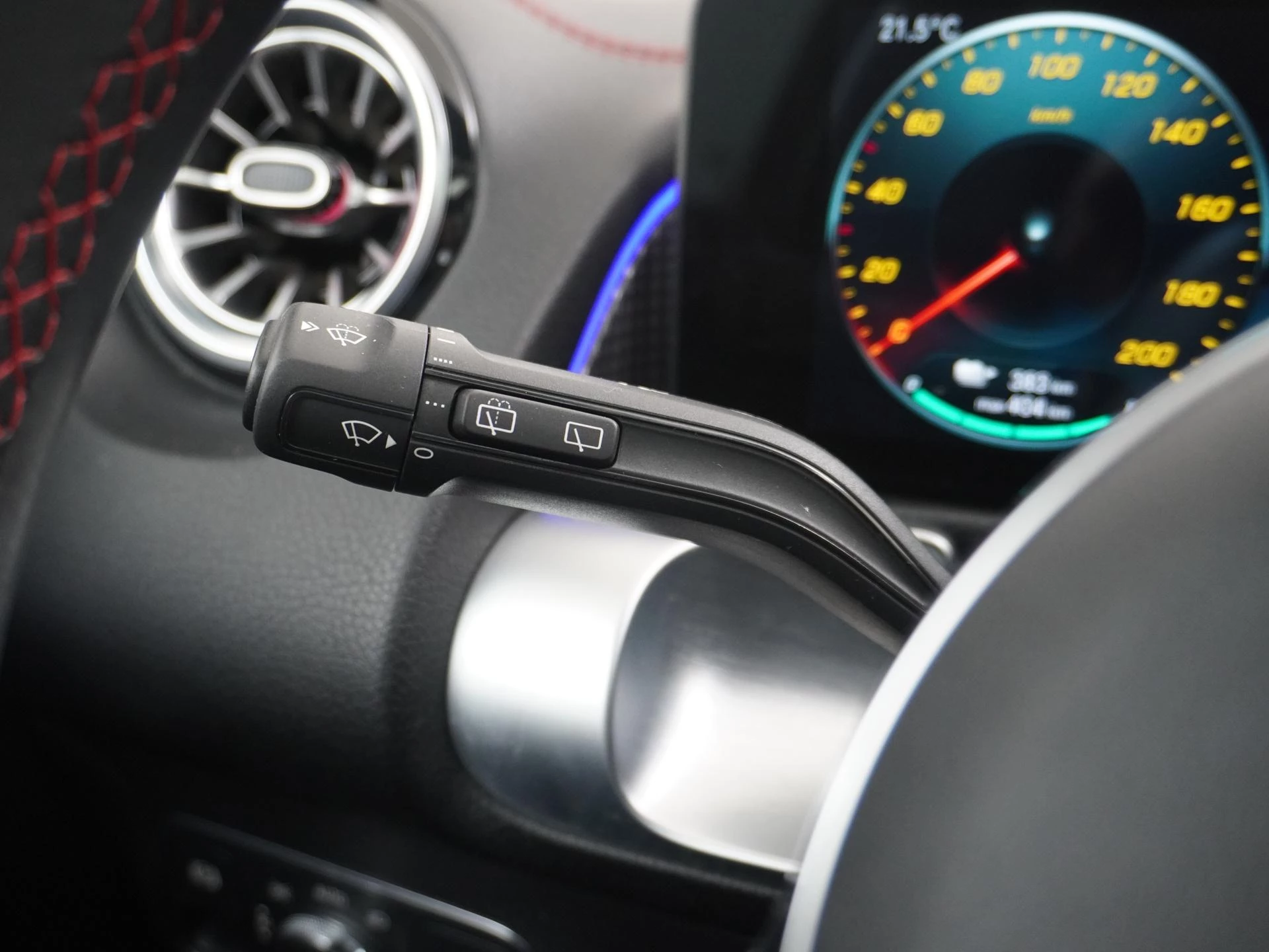 Hoofdafbeelding Mercedes-Benz EQB