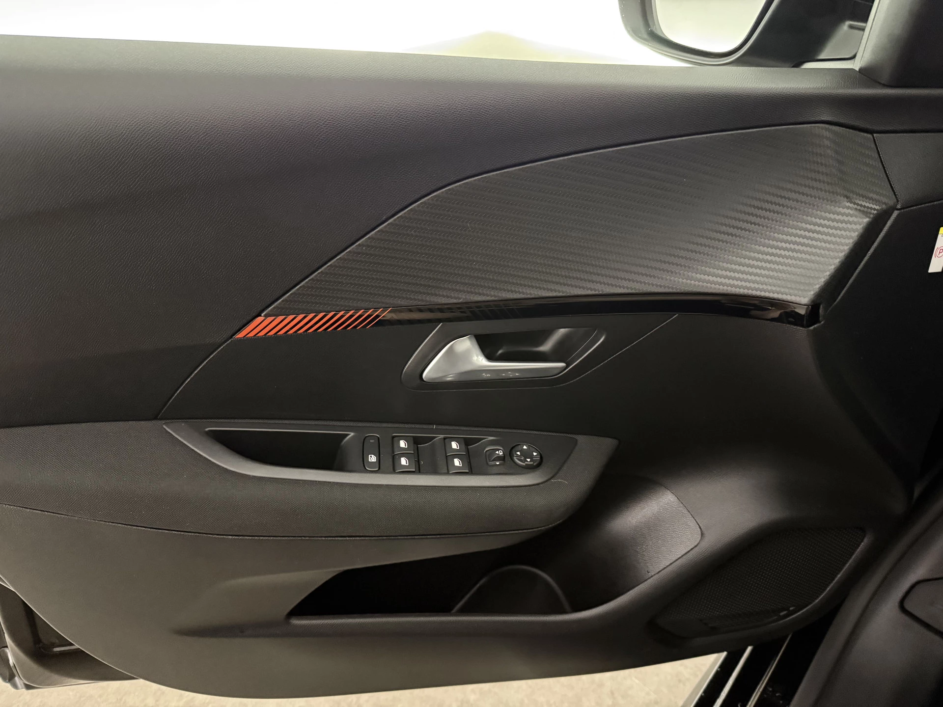 Hoofdafbeelding Peugeot e-208