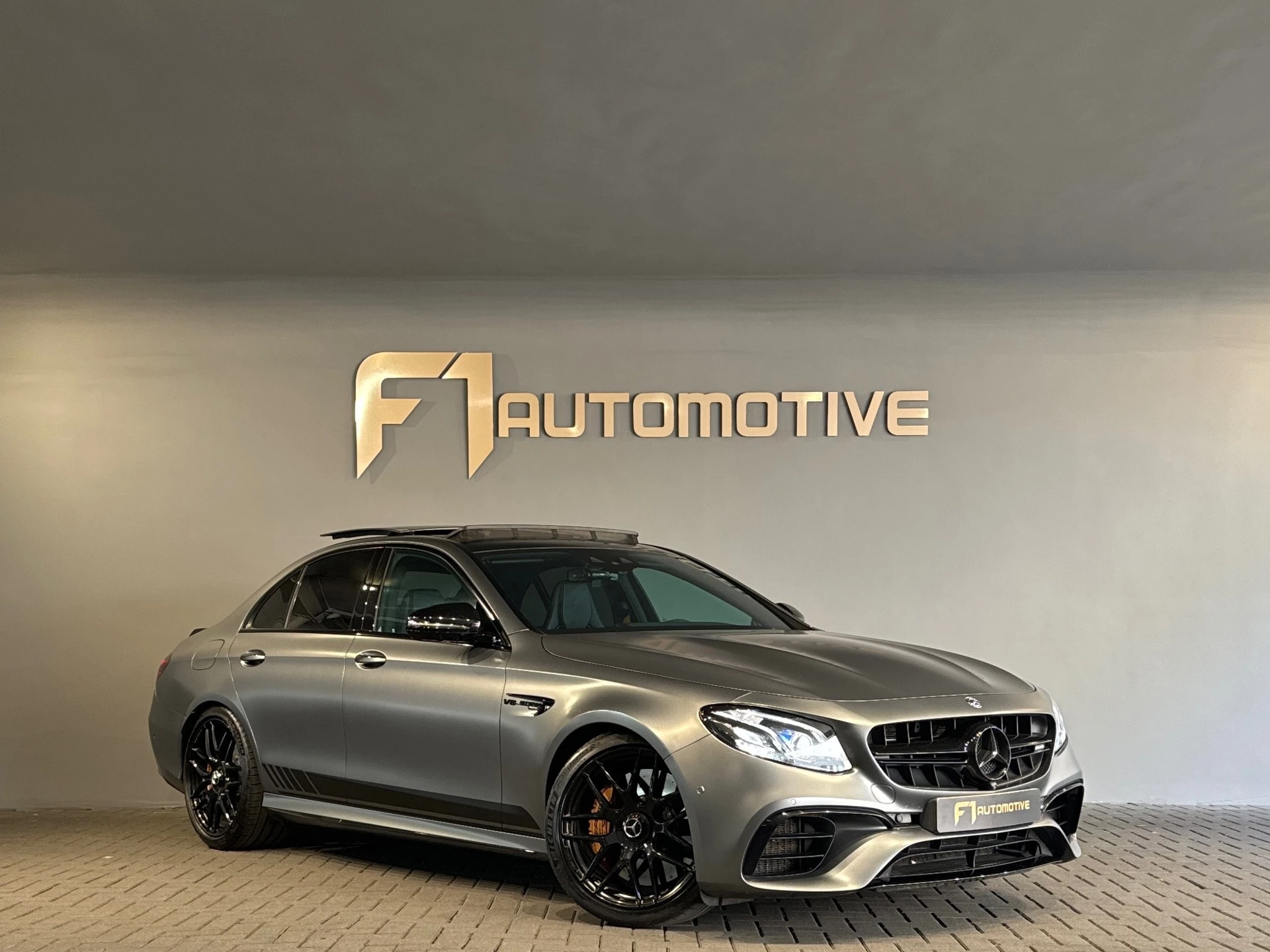 Hoofdafbeelding Mercedes-Benz E-Klasse