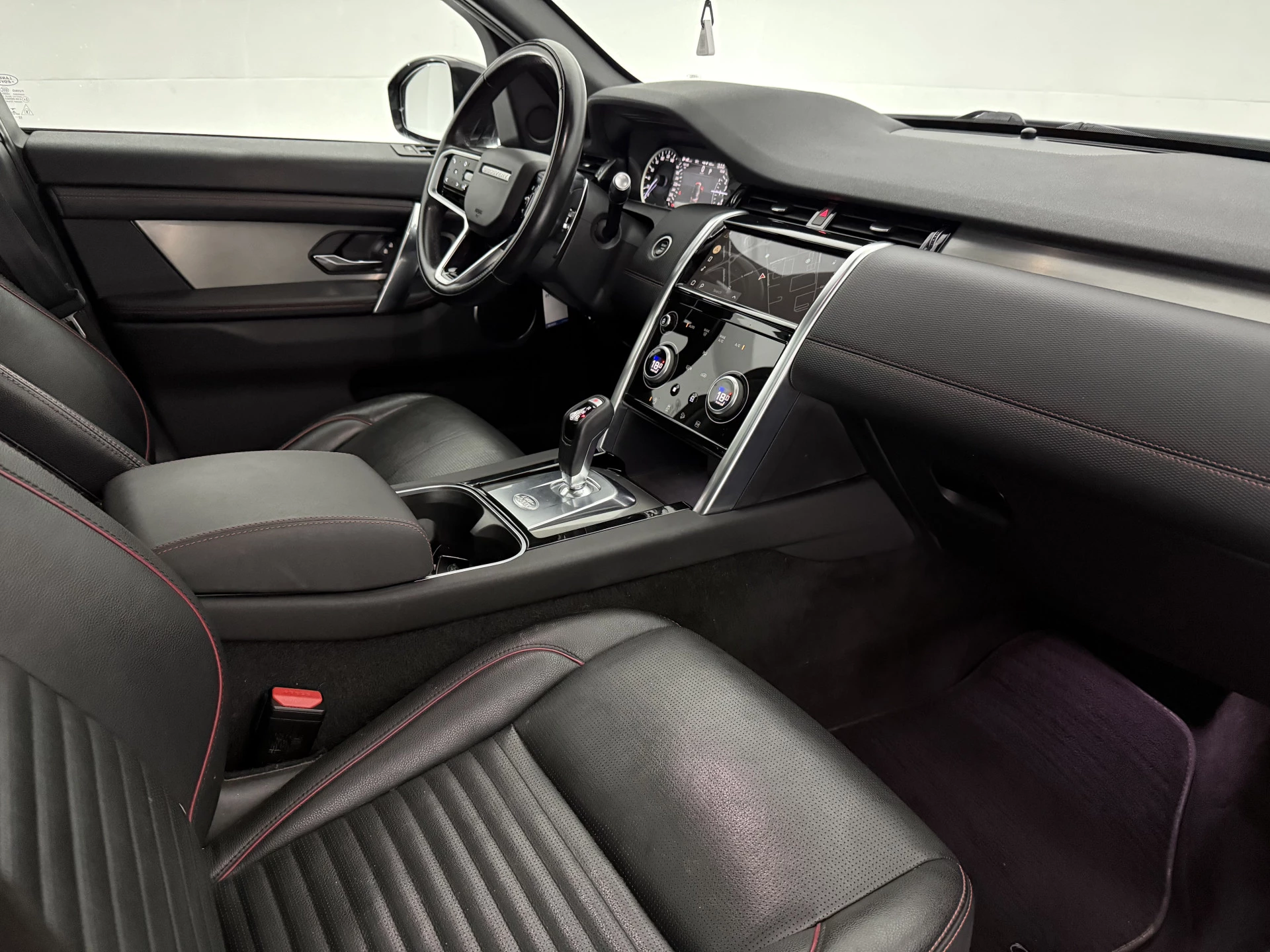 Hoofdafbeelding Land Rover Discovery Sport