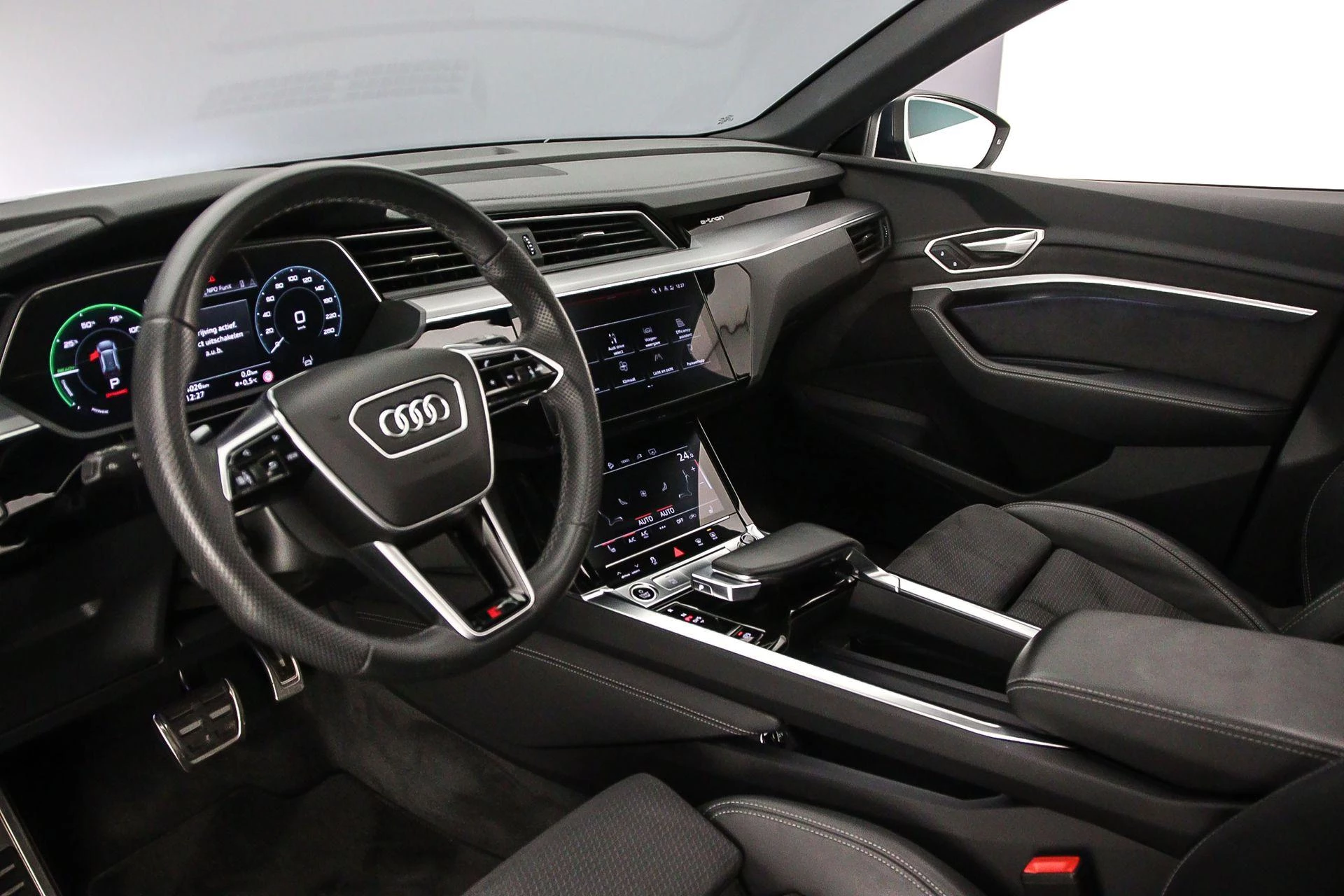 Hoofdafbeelding Audi Q8 e-tron
