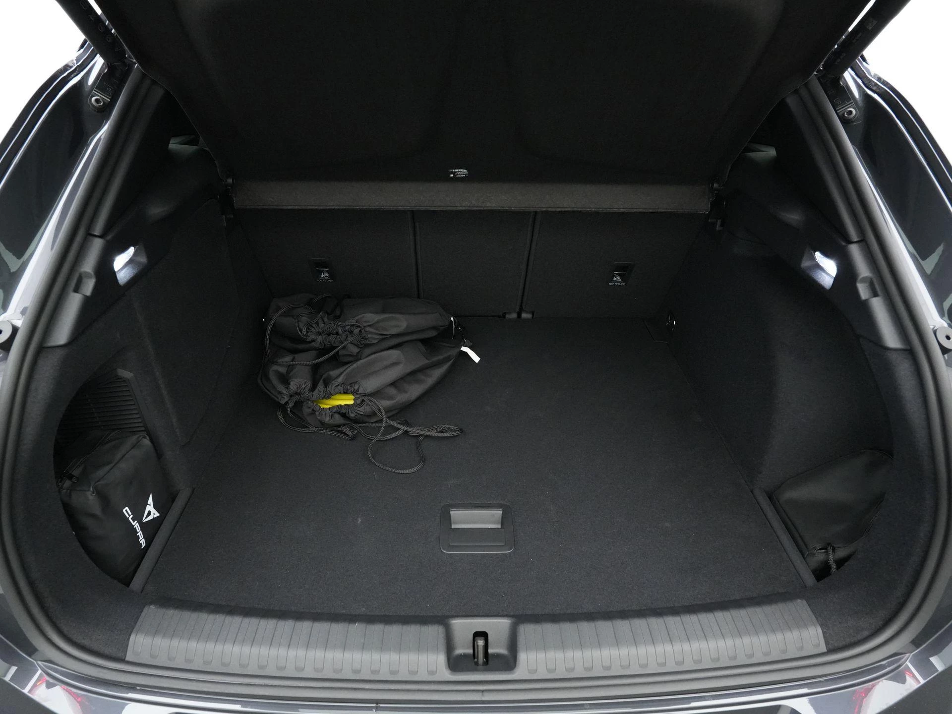 Hoofdafbeelding CUPRA Terramar