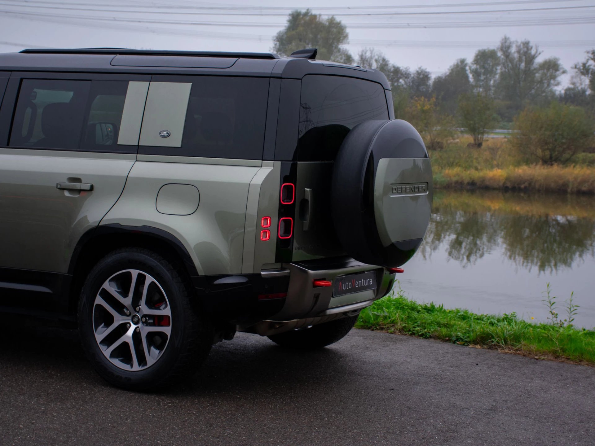 Hoofdafbeelding Land Rover Defender