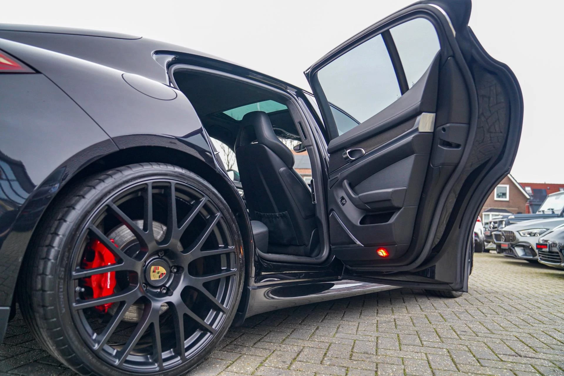 Hoofdafbeelding Porsche Panamera