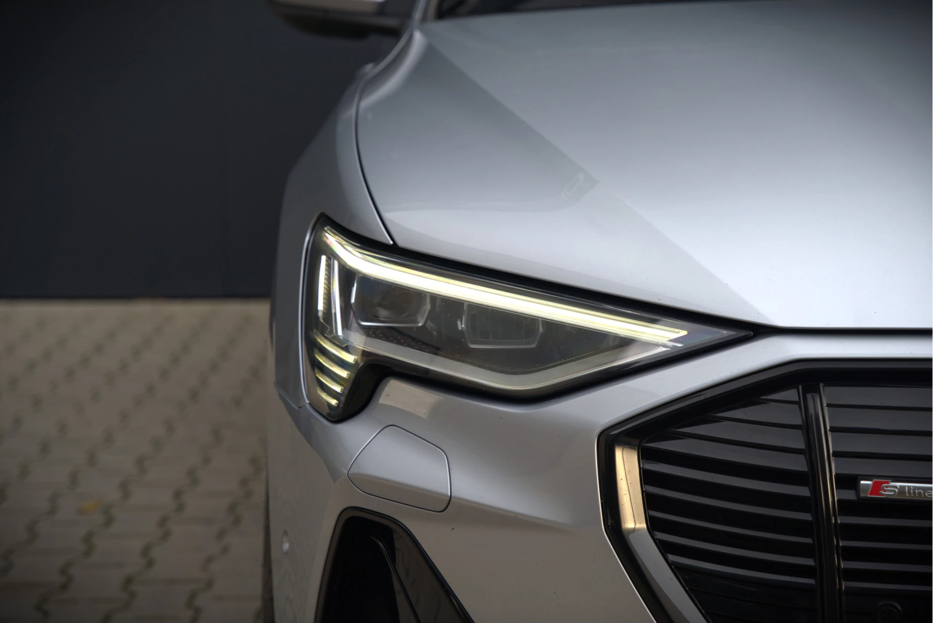 Hoofdafbeelding Audi e-tron