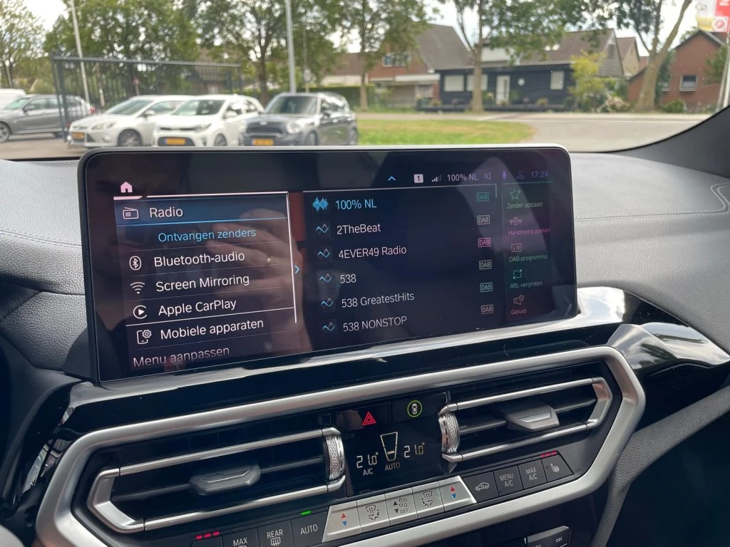Hoofdafbeelding BMW iX3