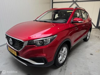 Hoofdafbeelding MG ZS EV MG ZS EV Comfort 45 kWh maar 46500 kilometers SOH 92%