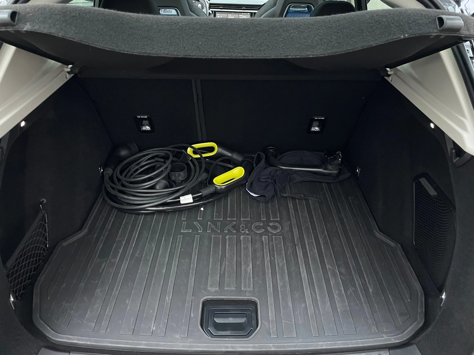 Hoofdafbeelding Lynk & Co 01