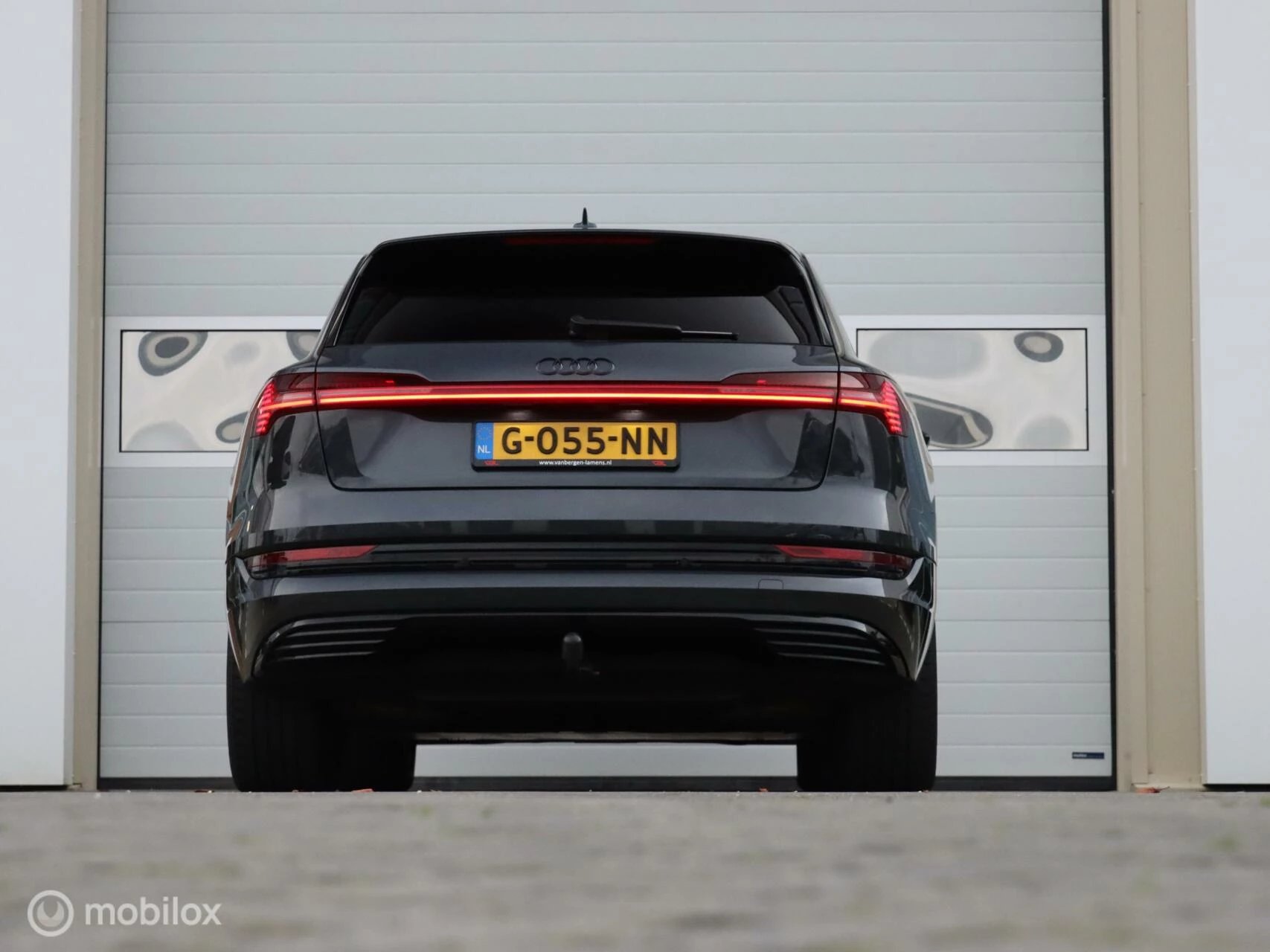 Hoofdafbeelding Audi e-tron