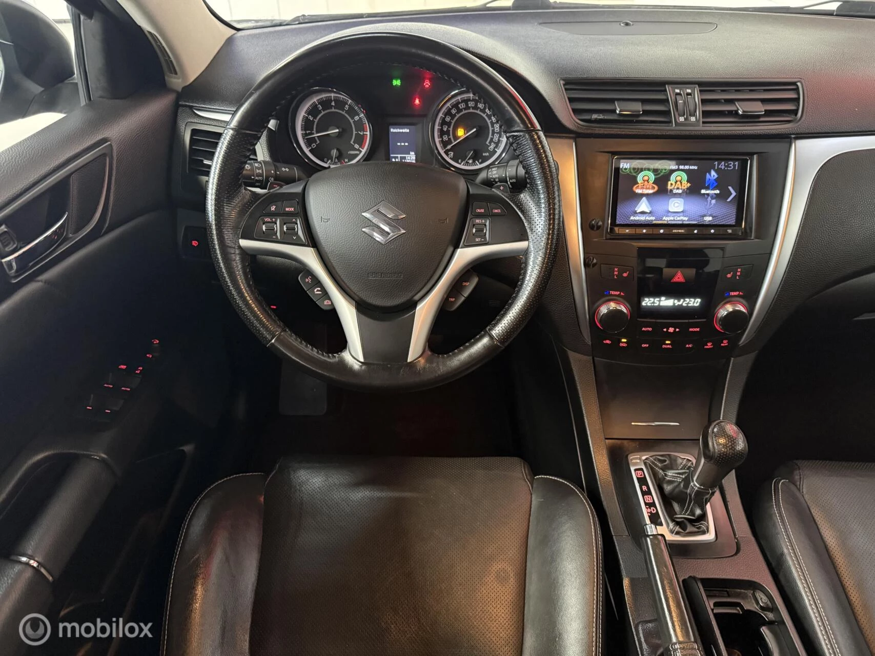 Hoofdafbeelding Suzuki Kizashi