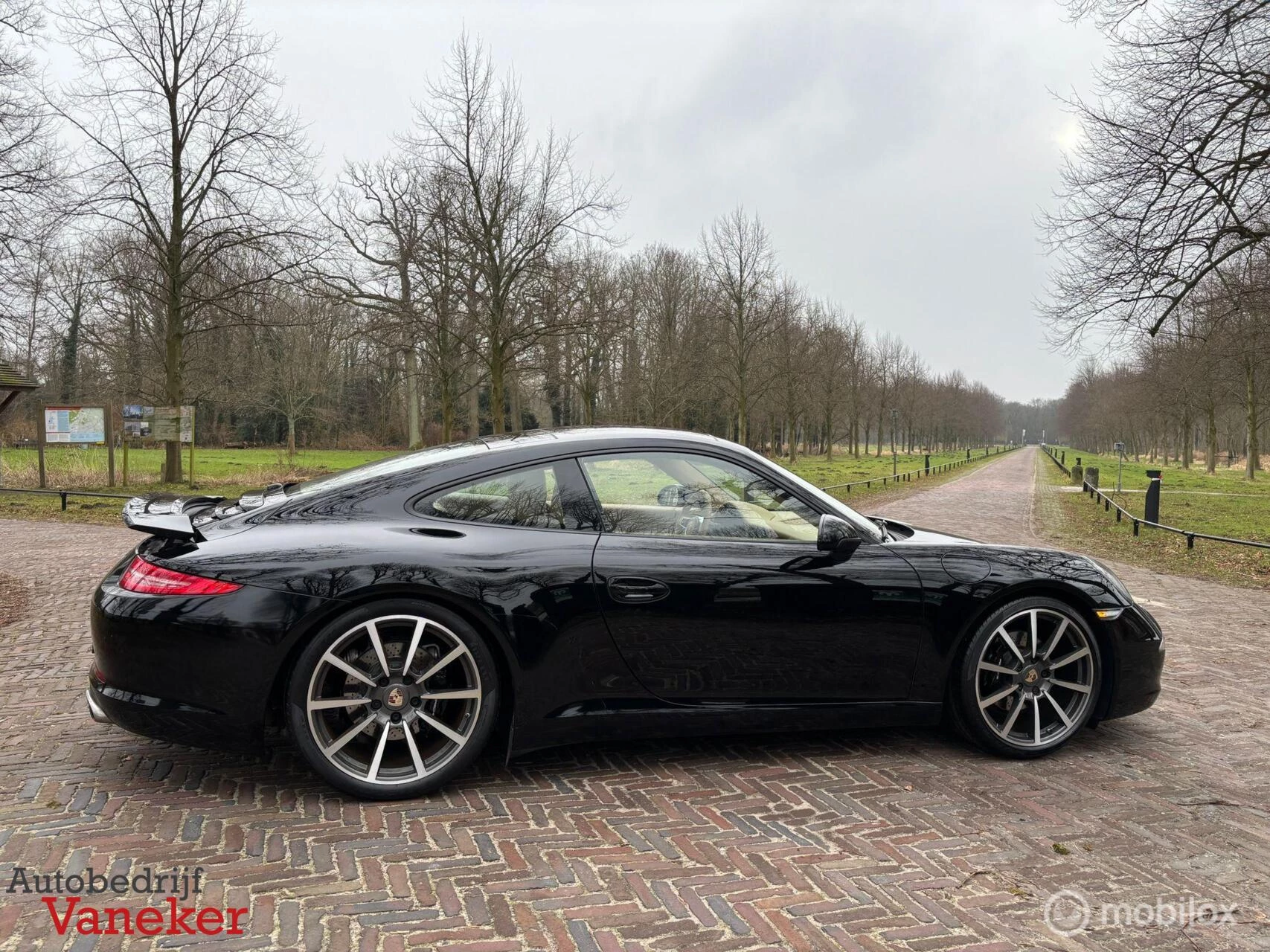 Hoofdafbeelding Porsche 911