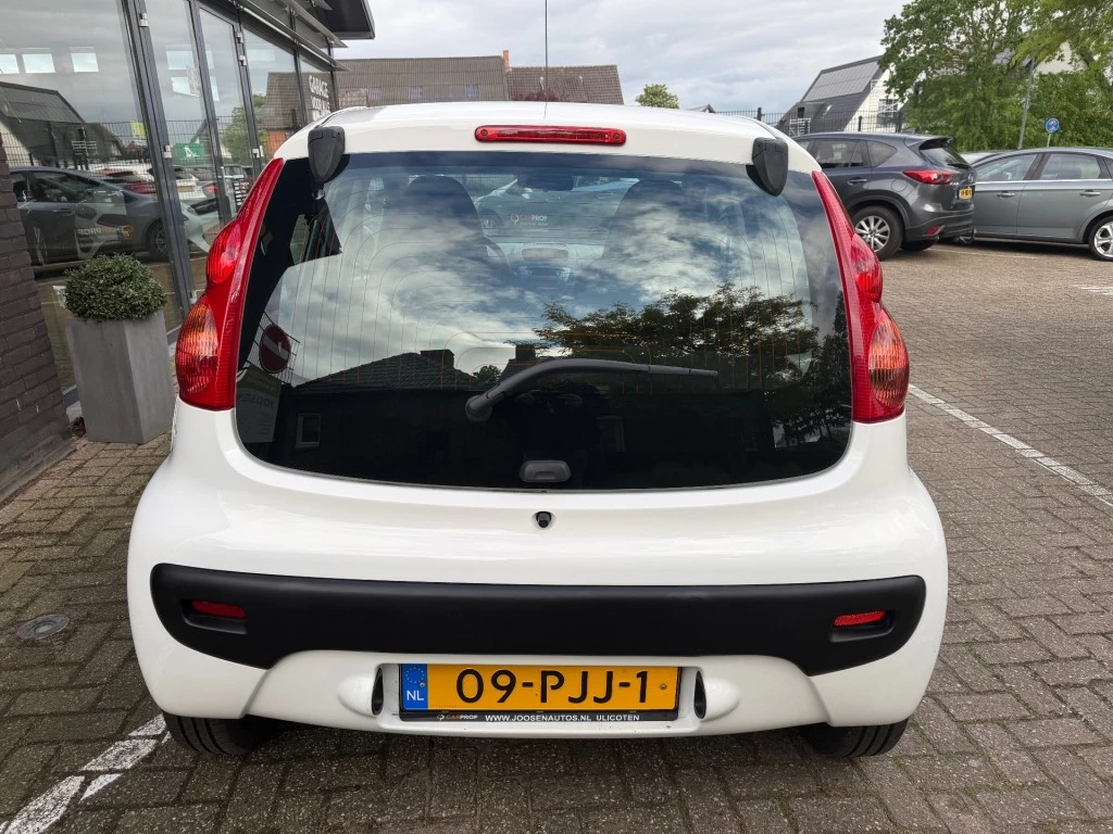 Hoofdafbeelding Peugeot 107