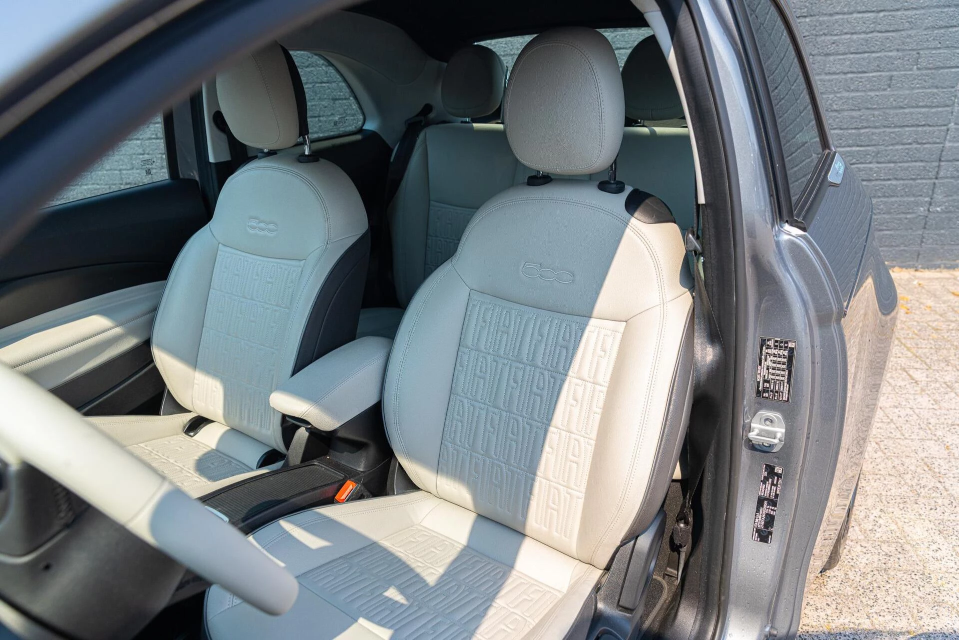 Hoofdafbeelding Fiat 500C