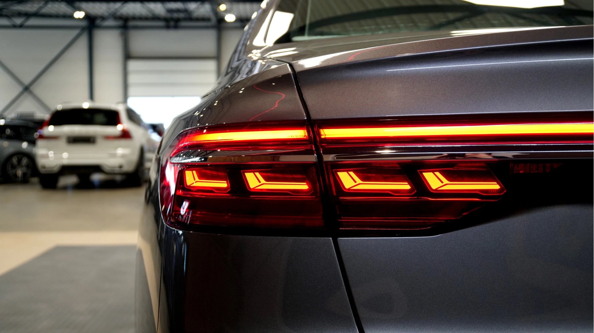 Hoofdafbeelding Audi A8