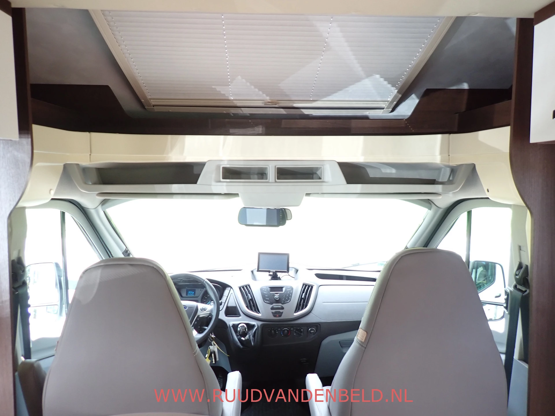 Hoofdafbeelding ROLLER TEAM AUTO-ROLLER 284 TL