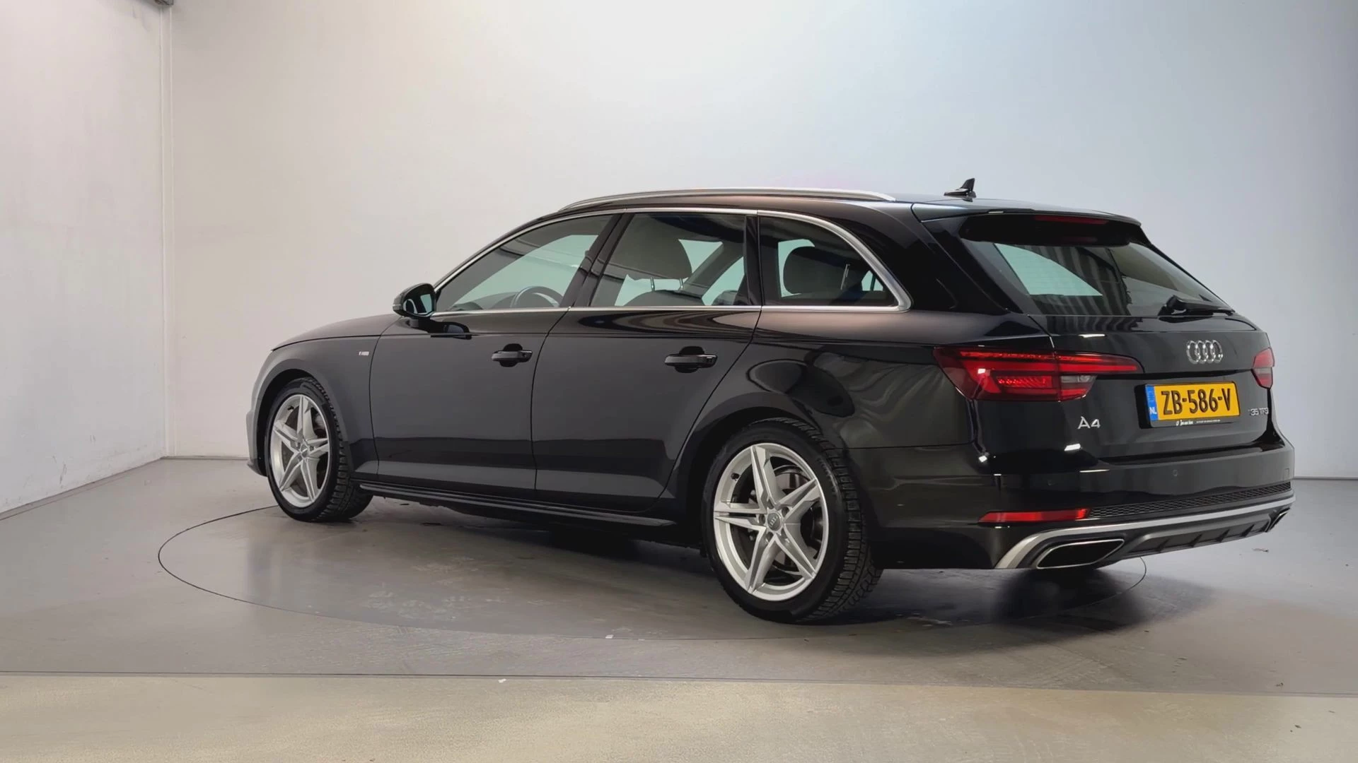 Hoofdafbeelding Audi A4