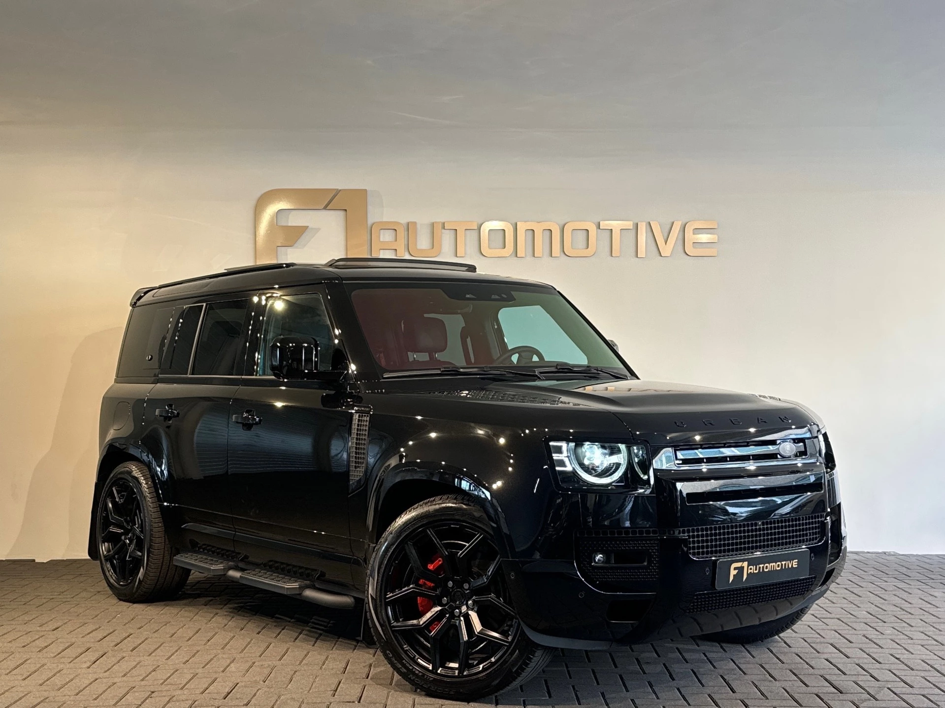 Hoofdafbeelding Land Rover Defender